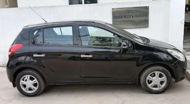Hyundai I20(2010-2012) Asta 1.4 Crdi With Avn